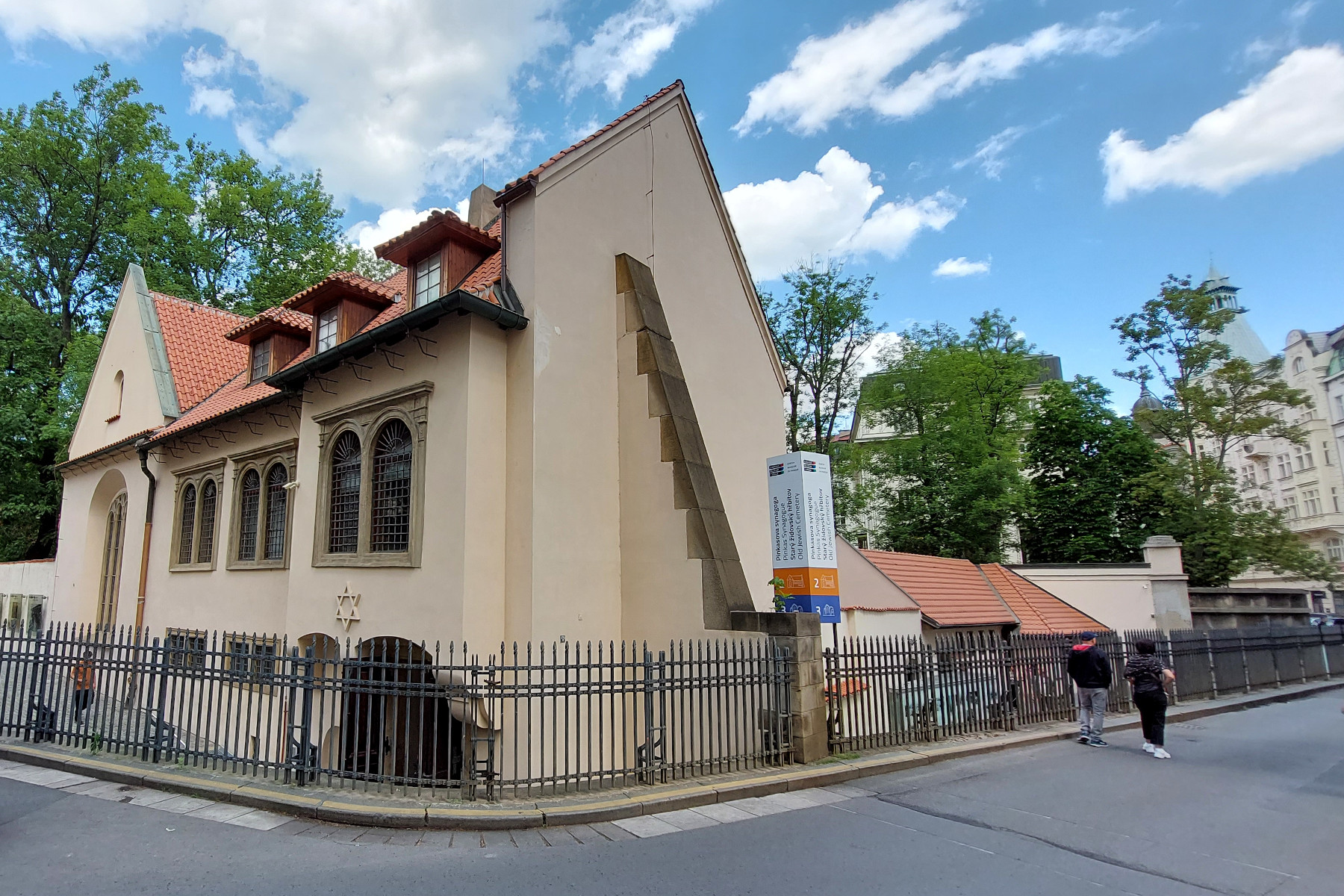 PINKASOVA SYNAGOGA - PRAHA 1