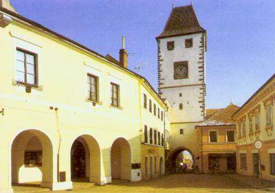 PRAŽSKÁ BRÁNA MĚLNÍK