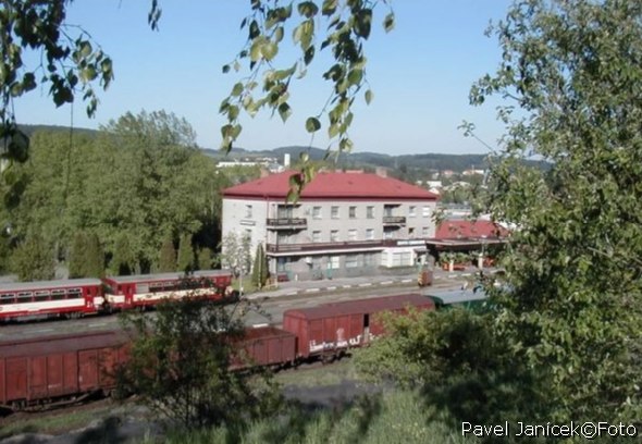 Vlakové nádraží