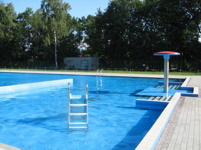 KOUPALIŠTĚ LIBOTÍN - ŠTRAMBERK